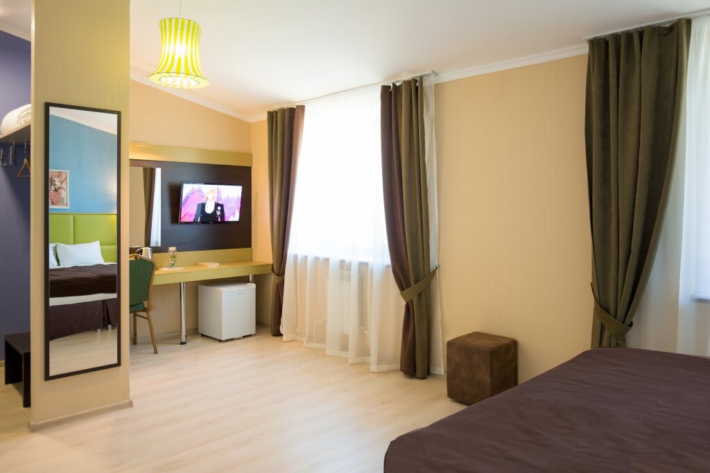 Гостиница Есенин Курган-93