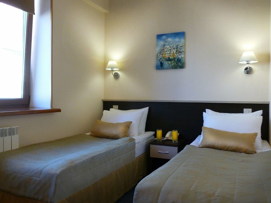 Гостиница Есенин Курган-84