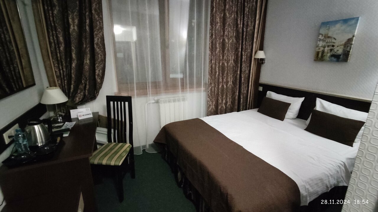 Гостиница Есенин Курган-245