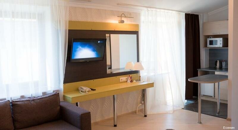 Гостиница Есенин Курган-244