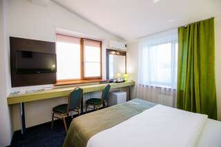 Гостиница Есенин Курган Стандартный номер-3