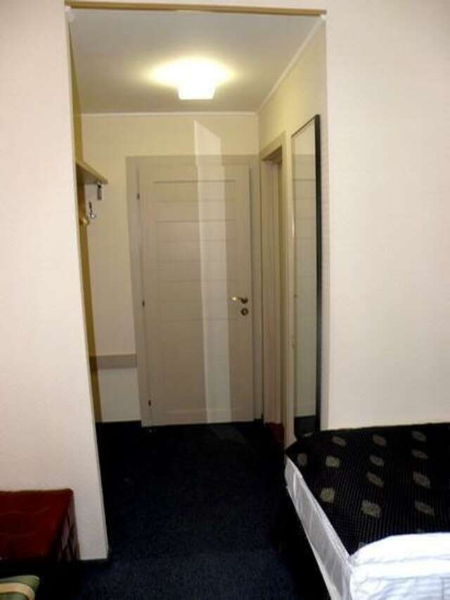 Гостиница Есенин Курган-135