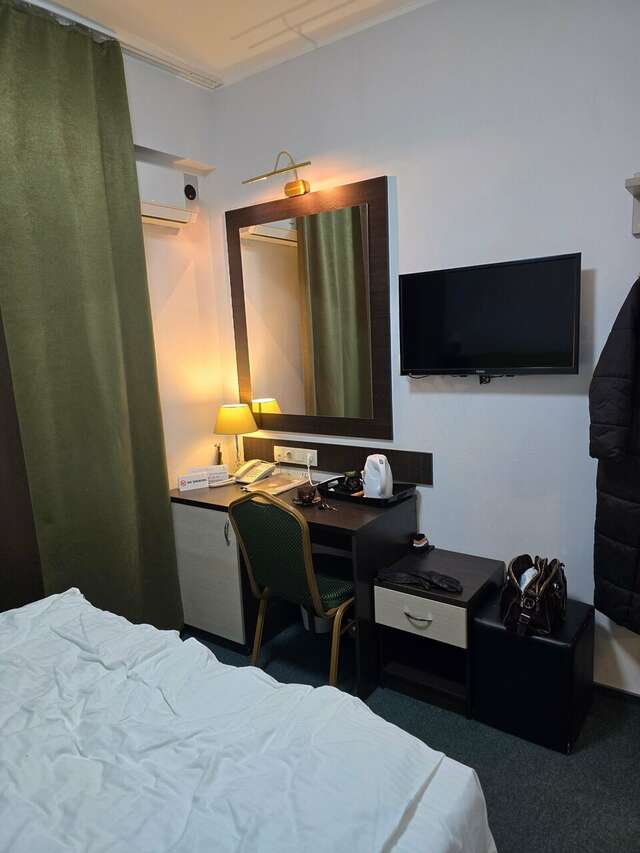 Гостиница Есенин Курган-219