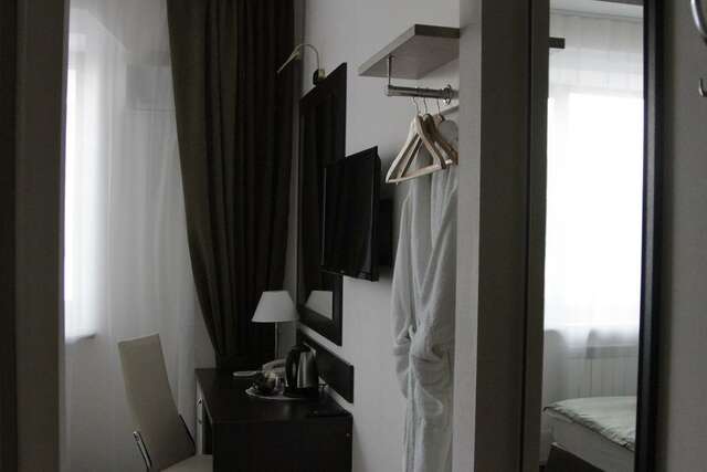 Гостиница Есенин Курган-102